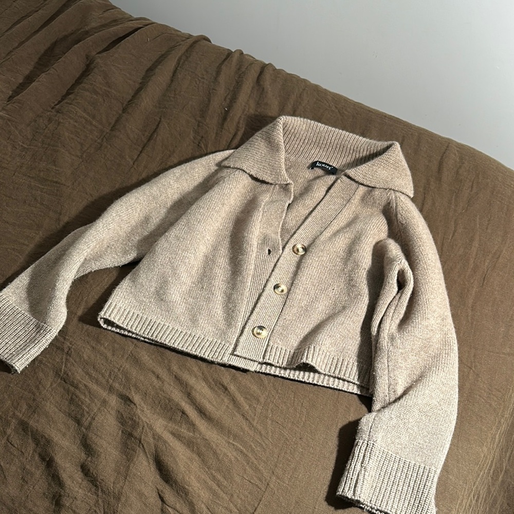 Few Moda Beige Button-Up Women's Sweater size M